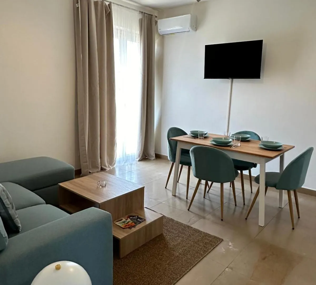 Residence Rosa Tea Massa  Apartament